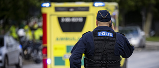 Hotade ambulanspersonal med vapen – insatsstyrkan ryckte ut