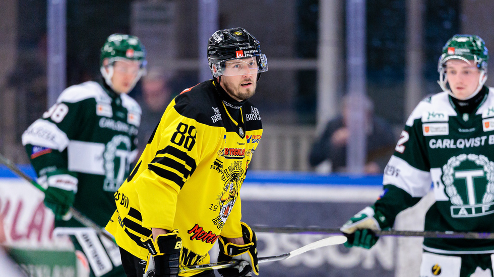Jesper Kokkonen ska kolla upp sin knäskada i veckan och få ett bättre besked om läget genom en magnetröntgen.