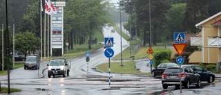 Boende föreslår: Sänk farten • "Vägen är direkt farlig"