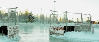 Hockeytränare anmäld för misshandel