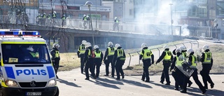 Strid ström av filmer efter upploppen