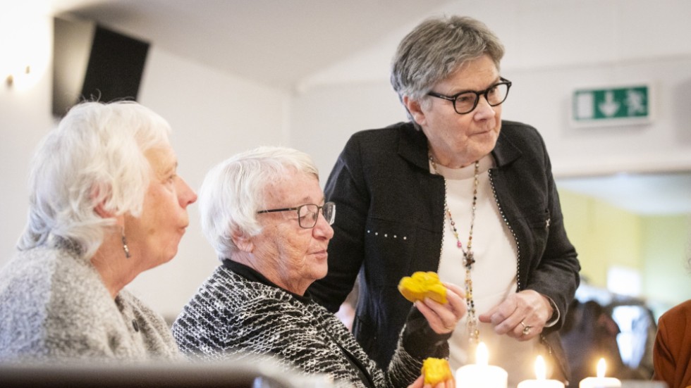 "Det är så roligt att så många kommit hit, och vi har alltid haft ett stort stöd från bygden", säger Jane Lindell Ljunggren. 