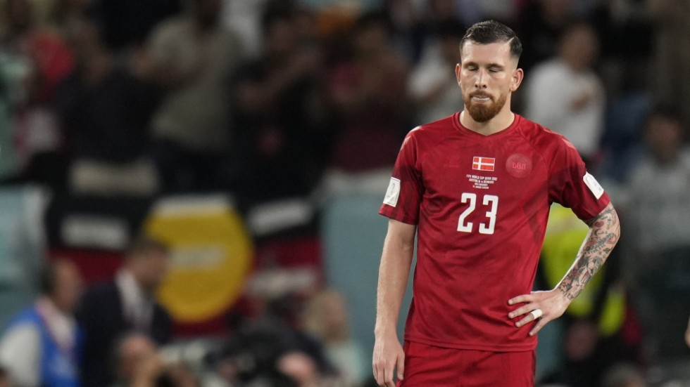 Pierre-Emile Hojbjerg och Danmark sågas i hemlandet.