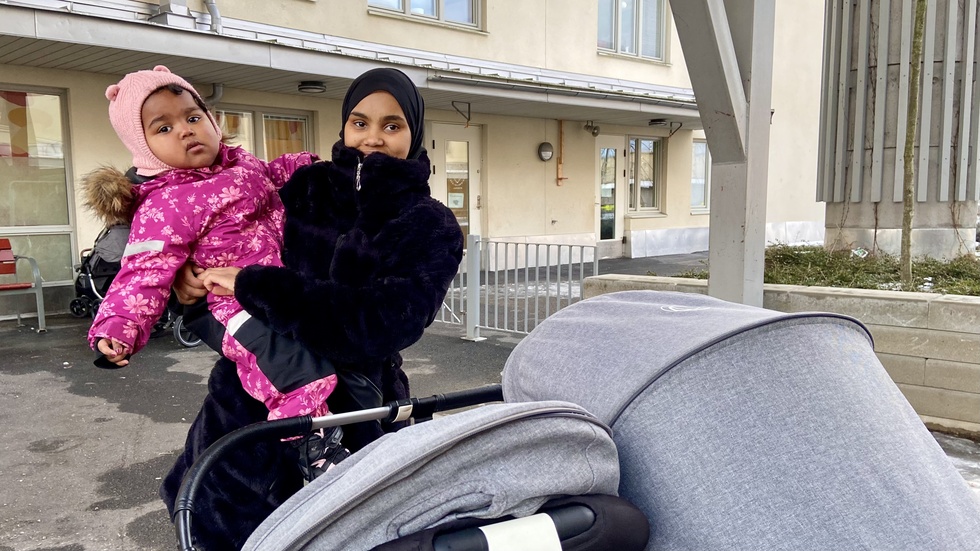 Samsam Mohammed har två barn varav en går på Diamanten. "Det är inte bra", säger hon om förslaget att lägga ner förskolan.