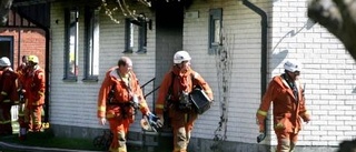 Personal får beröm och stöd efter brand