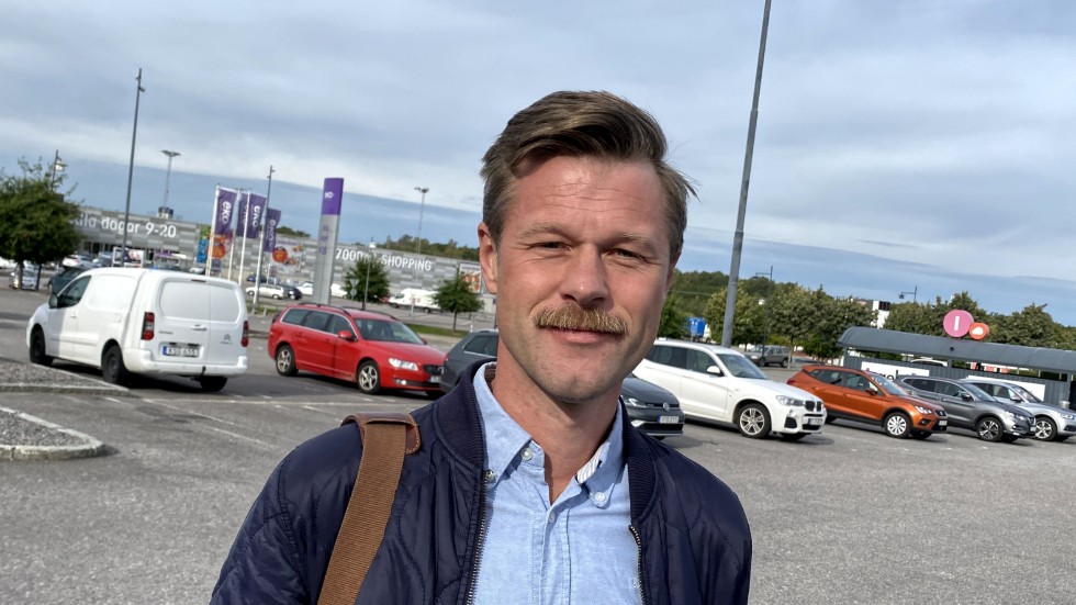 "Det är en av alla åtgärder man gör för att få ett trafiksystem att fungera. Om det öppnar upp en möjlighet för de som bor en längre bit från en hållplats att åka kollektivt är det positivt", säger Johan Smedner är enhetschef för mark- och infrastruktur på Samhällsbyggnadskontoret.