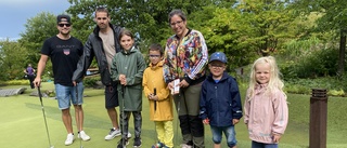 Fullt ös på Oddis lekland – och på äventyrsgolf