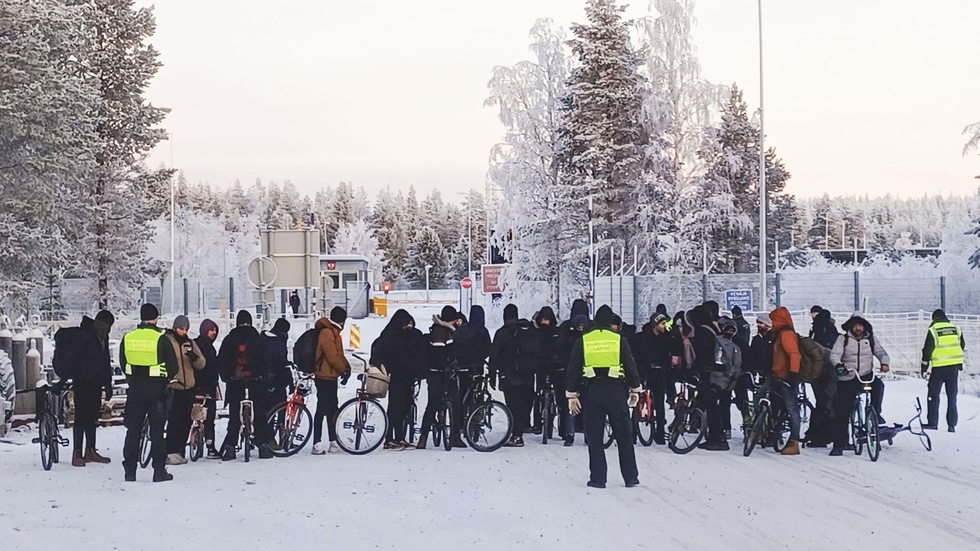35 personer anlände till gränsstationen i Salla på måndagen.