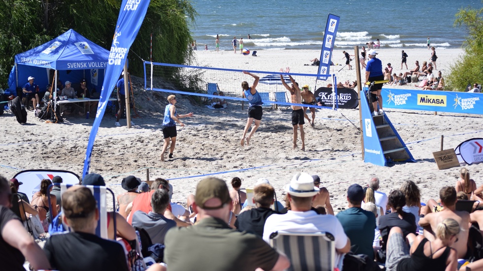 I helgen gästade Swedish Beach Tour ett blåsigt och regnigt Tofta Strand.