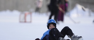 Full fart på isen och i backen under julhelgen: "Det bästa med skidor är att det går snabbt"