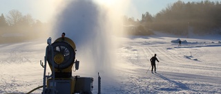 Då blir det skidspår på Ernebergsfältet