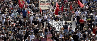 Firande och protester på Australiens nationaldag