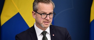 M: "Damberg för optimistisk om ekonomin"