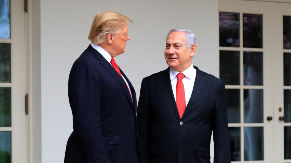USA:s tidigare president Donald Trump talar ut om sin relation till Israels tidigare premiärminister Benjamin Netanyahu. Arkivbild.