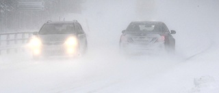 Inför snöovädret: Trafikverket – ”Fundera på att lämna bilen hemma”