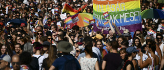 Rekordstort Pridetåg efter ny hård hbtq-lag