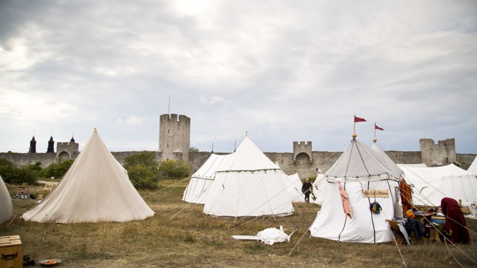 Årets medeltidsvecka på Gotland kommer att genomföras med flera nyheter, bland annat entrépass, för att coronasäkra evenemanget.