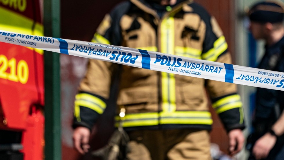 En inringare påbörjade släckningsarbetet, vilket bidrog till att det slutade väl vid en skolbrand. Arkivbild.