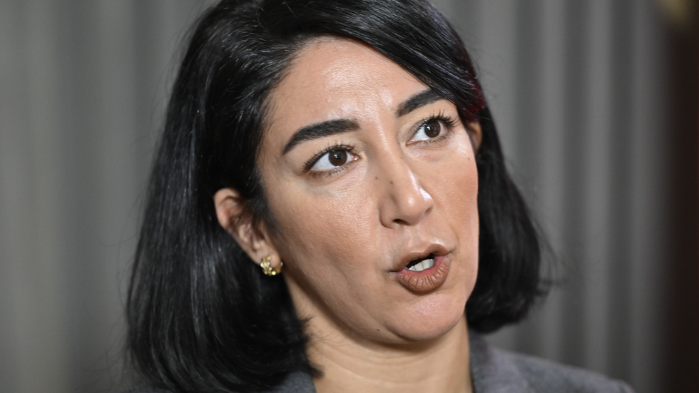 Här ser vi riksdagsledamoten Lawen Redar (S) i höstas vid presentationen av Socialdemokraternas "uppdaterade samhällsanalyser."