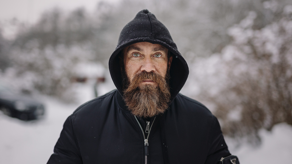 Jan Emanuel åtalas för olovlig avbildning av skyddsobjekt.
