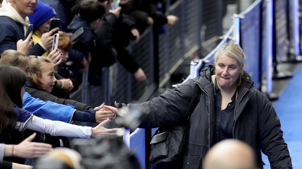 Chelseas tränare Emma Hayes lämnar klubben efter säsongen för att ta över USA:s landslag.