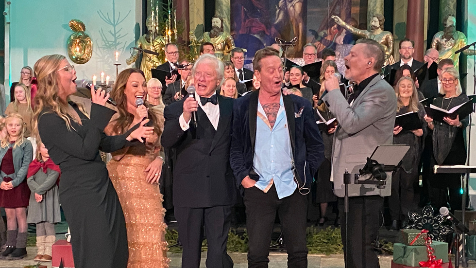Kvällens solister: My Kullsvik, Charlotte Perreli, Loa Falkman, Björn Ranelid och Frank Ådahl.