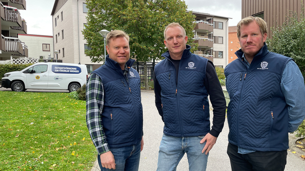 Experterna Joakim Svensson, Jonny Dahlgren och Daniel Karlsson kan tillsammans hjälpa bostadsrättsföreningar att lyckas med energi, underhåll och ekonomi. 