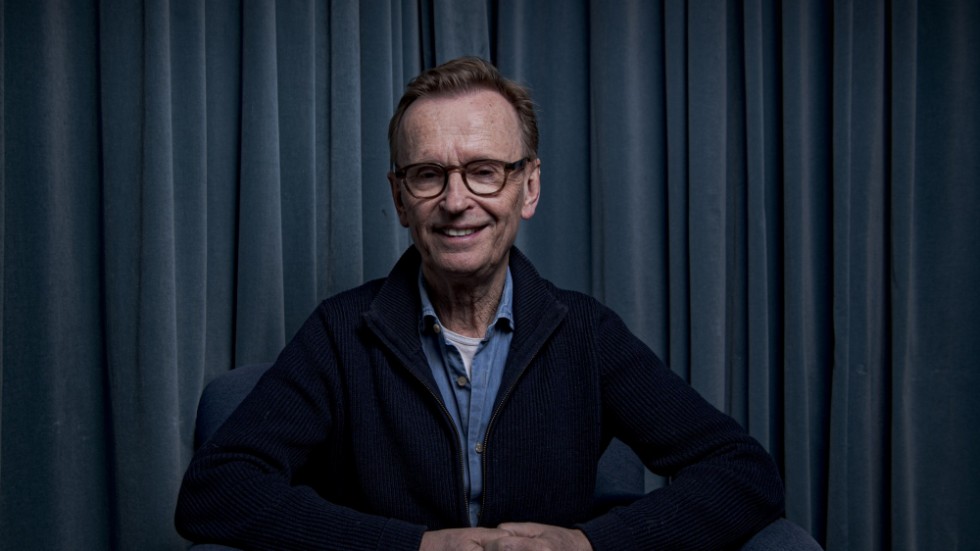 Skådespelaren Johan Ulveson tar plats på Folkoperans scen i höst.