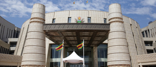 Zimbabwes parlament antar "drakonisk" patriotlag