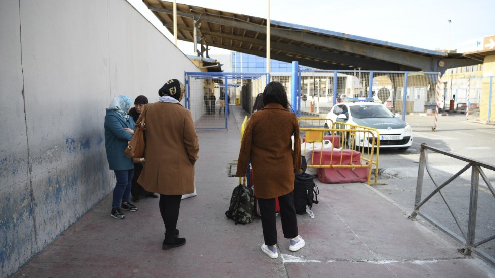 Gränsbarriär mellan Marocko och spanska enklaven Ceuta.