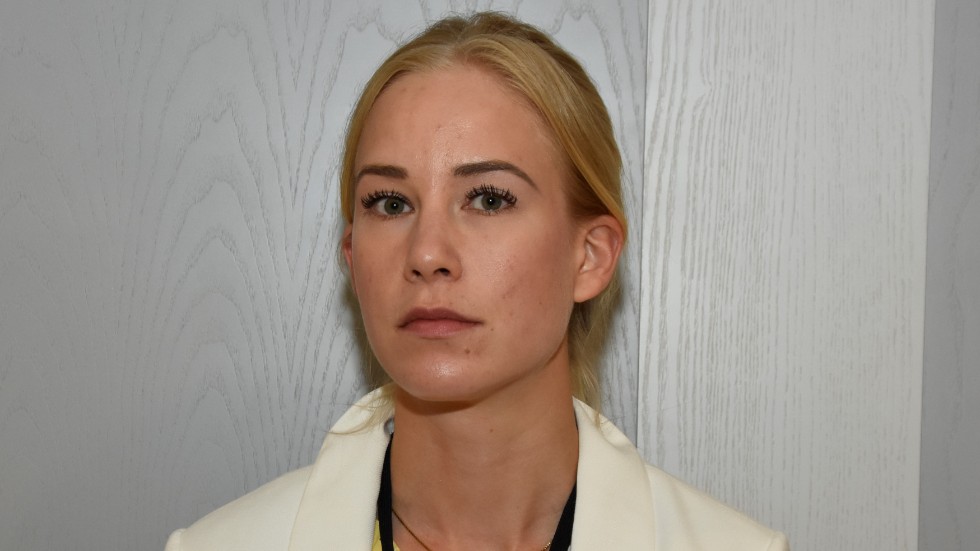 Assistentåklagare Madeleine Nordvall yrkade på fängelse i ett år och fyra månader för grovt vapenbrott.
