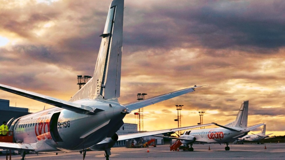 Flygbolagen Air Gotland och Air Leap kommer att samarbeta från och med 3 januari. Även Air Gotlands passagerare kommer att flygas i konkurrentens större plan, ATR 72.