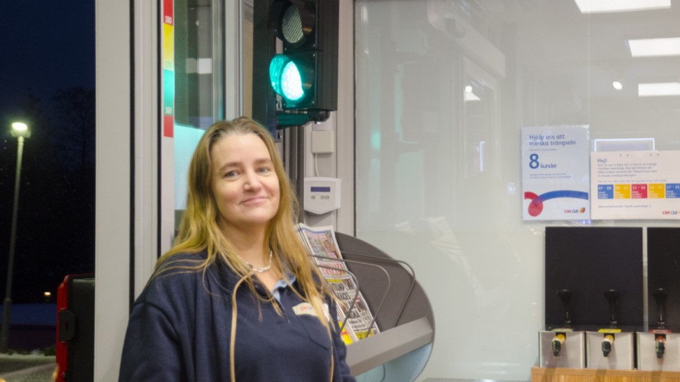 Camilla Bruun, ena halvan av paret som driver macken i Vagnhärad.