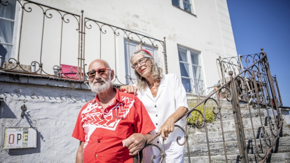 Valleviken fyller 100 år, Lasse Ljung köpte fastigheten för snart 50 år sedan, Bitten Ljung anlände 1979. I augusti 2001 öppnade de Sjökrogen.