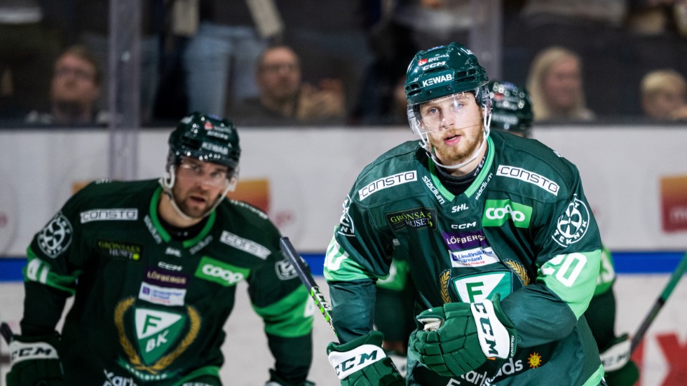 Marcus Westfält har precis gjort 3-3 i SHL-matchen mellan Färjestad och Skellefteå på torsdagen.