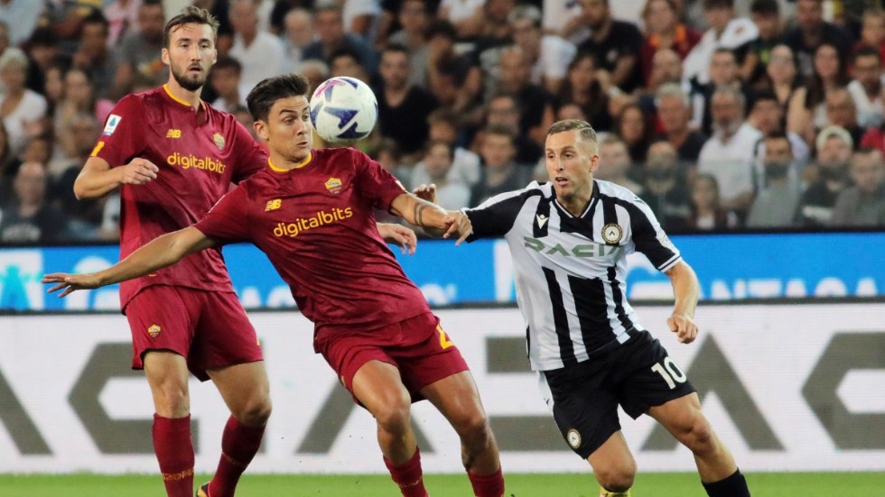 Roma och Paulo Dybala, i mitten, hade chansen att gå upp i Serie A-ledning, men gick på pumpen mot Udinese.