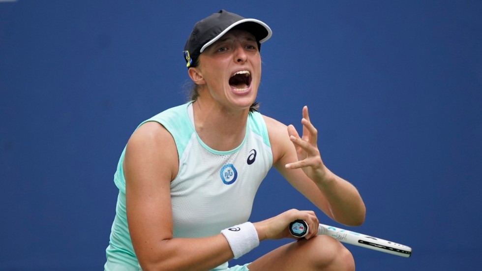 Iga Swiatek är klar för kvartsfinal i US Open.