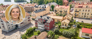 Storslagna huset vid vattnet säljs – över 100 års historia