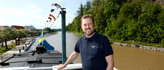 Följ med på 109-åriga turbåten som snart trafikerar Göta kanal