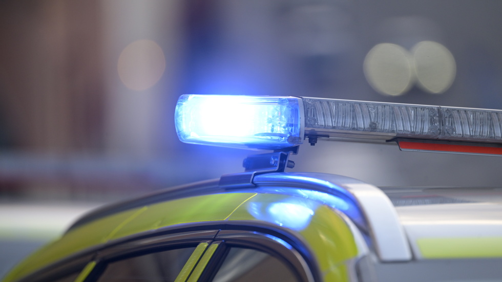 Kvinnan flögs till sjukhus i ambulanshelikopter. Arkivbild.