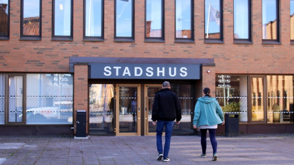 "Kommunerna kan underlätta för alla som vill ta steget till eget genom att se till att de får en erfaren företagare som mentor, som kan stötta med nätverk och erfarenhet", skriver 
Charlotte von Sydow, vd Visma Spcs och Boo Gunnarson, företagarexpert Visma Spcs. 