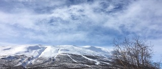 Snöskred stoppade tåget