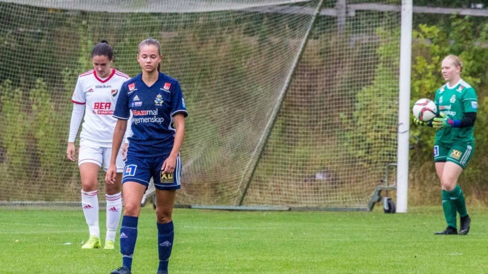 Systrarna Appelgren, Jonna och Lina, ställdes mot varandra i matchen. Storasyster Jonna gick vinnande från den.