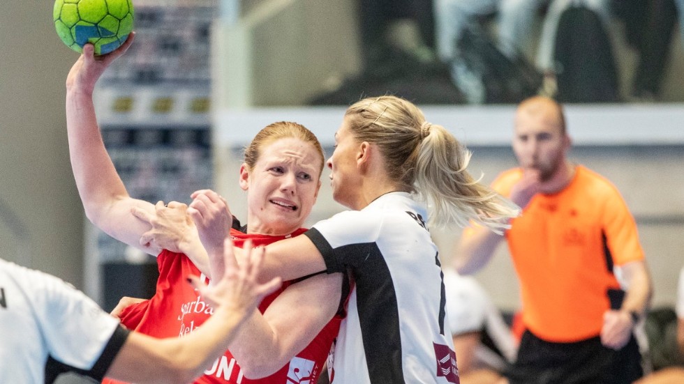 Josefin Johansson och hennes Guif förlorade seriefinalen stort.