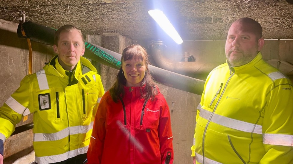 Markus Karlsson, kommunens projektledare, Linda Aldebert, miljöstrateg och Jonas Törnvall, projektsamordnare på Sörmland vatten, förklarade våtmarksprojektet fysiskt påbörjat. 