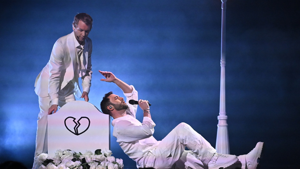 Björn Gustafsson och Måns Zelmerlöw i Björnzone i Melodifestivalen.Bild från 2024.
