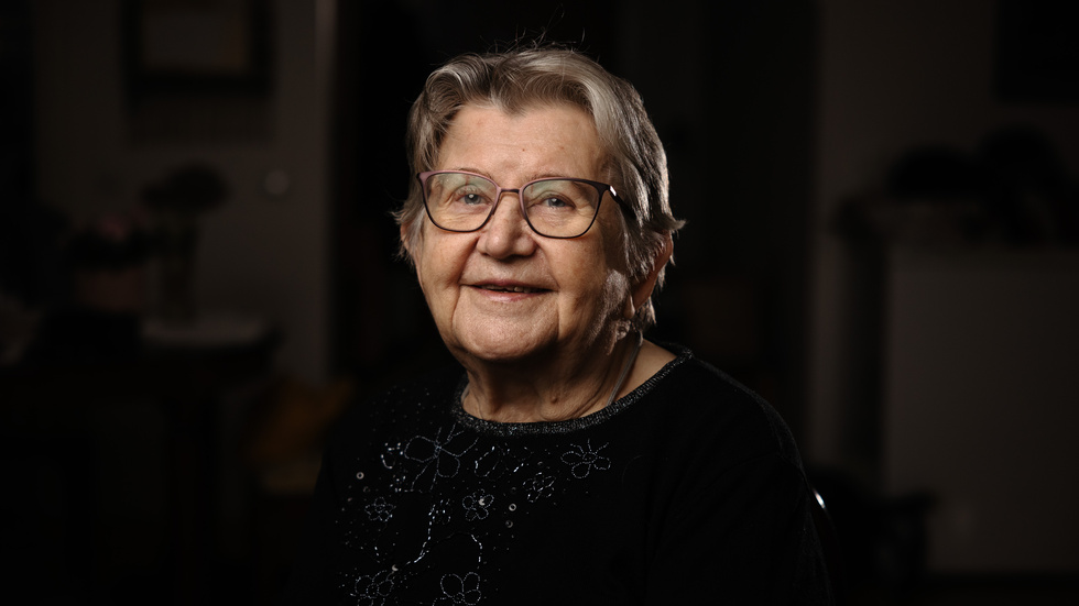 På sociala medier har tusentals människor visat sitt stöd till Elsa, 84.