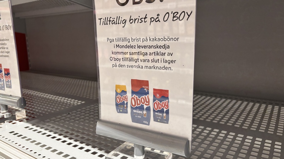 På Ica maxi i Luleå informeras kunderna om varför det ekar tomt på O'boyhyllan.