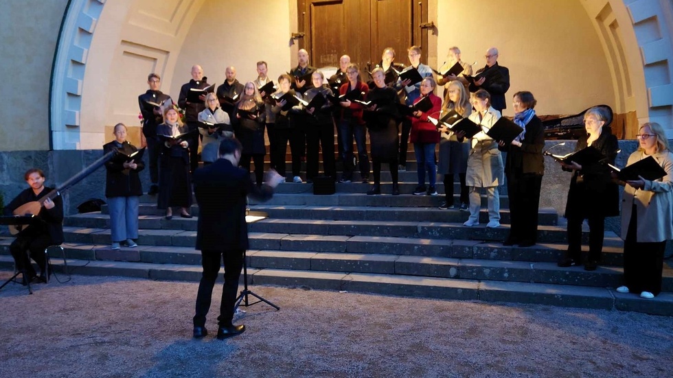 UAK dirigerades av Francesco Acquista under Kulturnattens konsert.