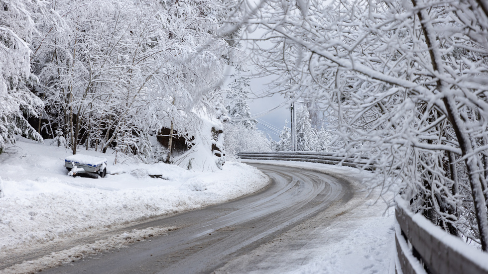 Snön kommer att ligga kvar över Uppland i veckan, men töa bort framåt nästa helg.